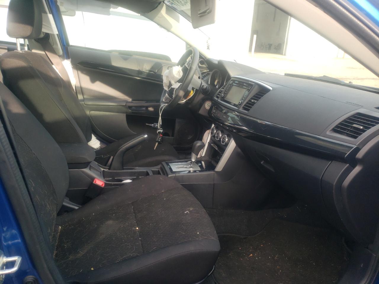 Photo 5 from auction – 2017 MITSUBISHI LANCER ES with VIN JA32U2FU9HU011374