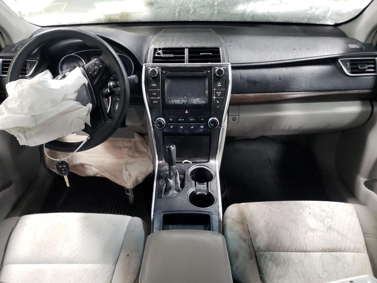 Photo 9 from auction – 2016 TOYOTA CAMRY LE with VIN 4T4BF1FK4GR559545