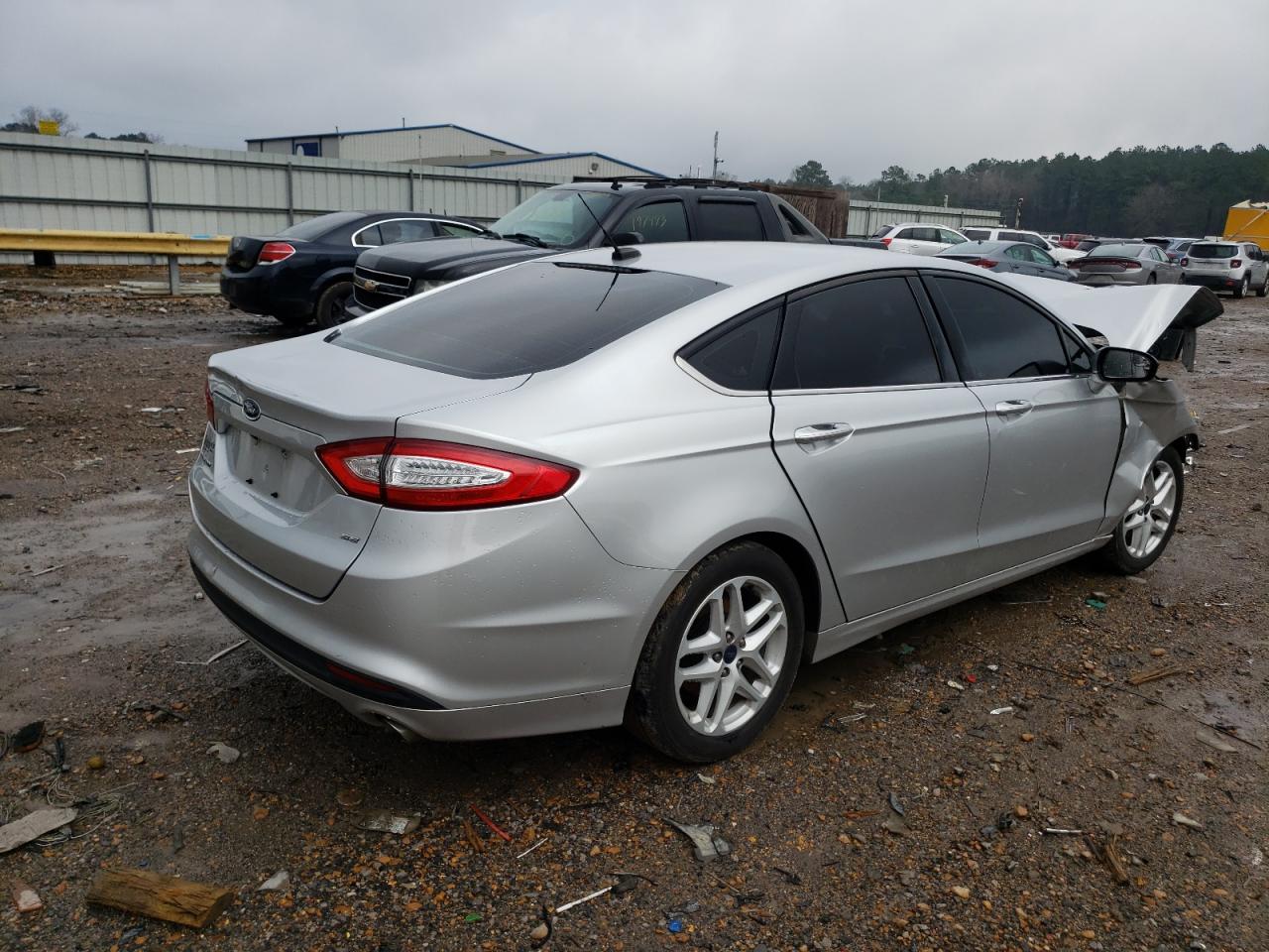 Photo 4 from auction – 2016 FORD FUSION SE with VIN 3FA6P0H71GR330852