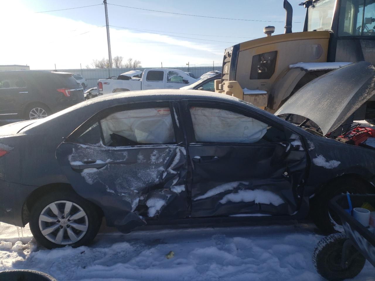 Photo 9 from auction – 2014 TOYOTA COROLLA L with VIN 5YFBURHEXEP061984
