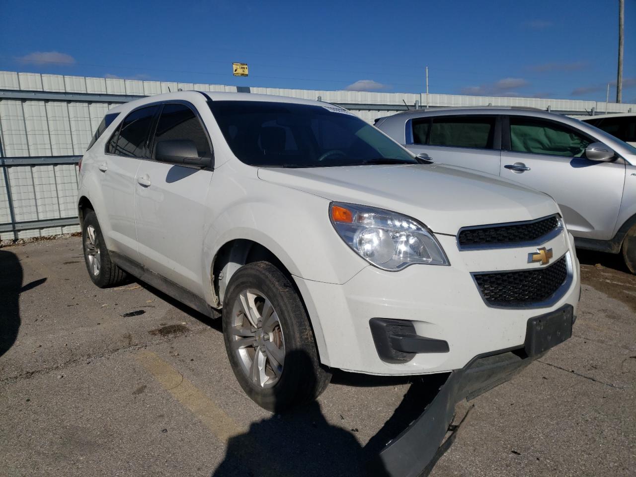 CHEVROLET EQUINOX LS 2014 with VIN 2GNALAEK4E1127056 - Photo from auction