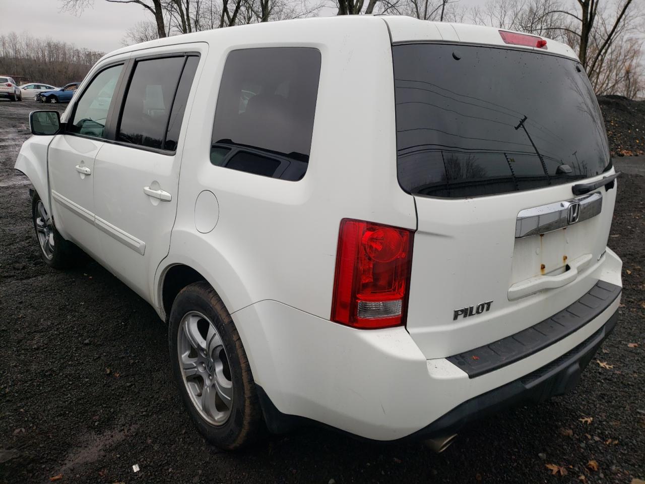 Photo 3 from auction – 2015 HONDA PILOT EXL with VIN 5FNYF4H5XFB016404