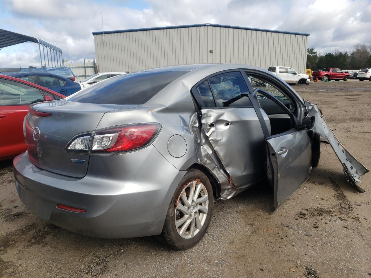 Photo 4 from auction – 2012 MAZDA 3 I with VIN JM1BL1V72C1622318
