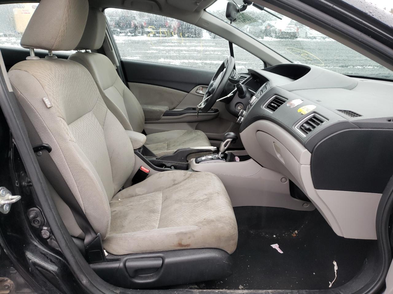 Photo 5 from auction – 2015 HONDA CIVIC LX with VIN 2HGFB2F46FH001136