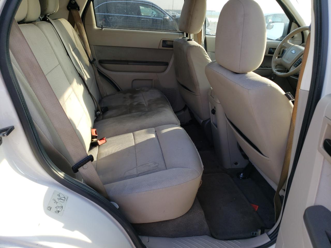 Photo 6 from auction – 2011 FORD ESCAPE XLT with VIN 1FMCU0D74BKC23024