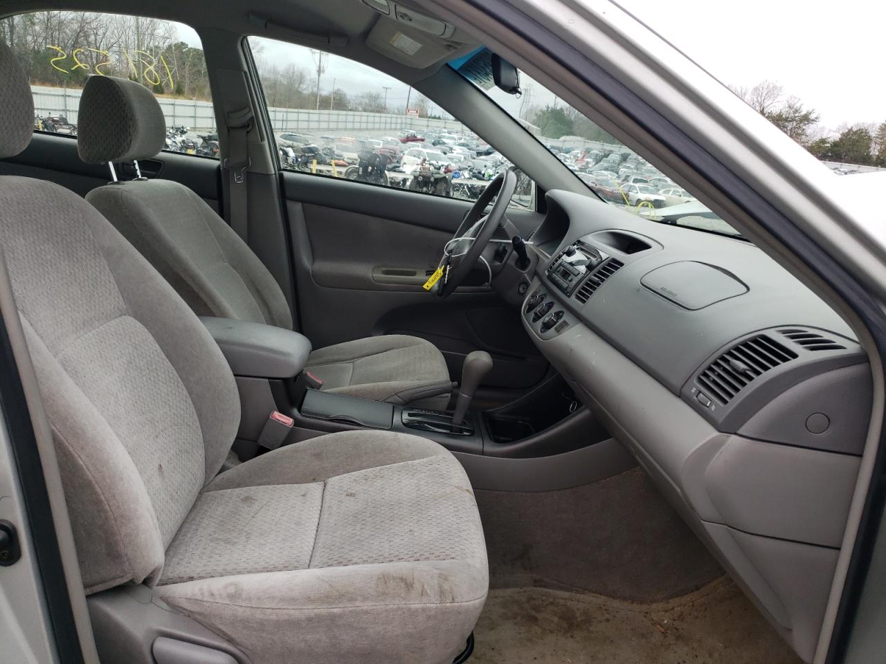 Photo 5 from auction – 2003 TOYOTA CAMRY LE with VIN 4T1BE32K43U145321