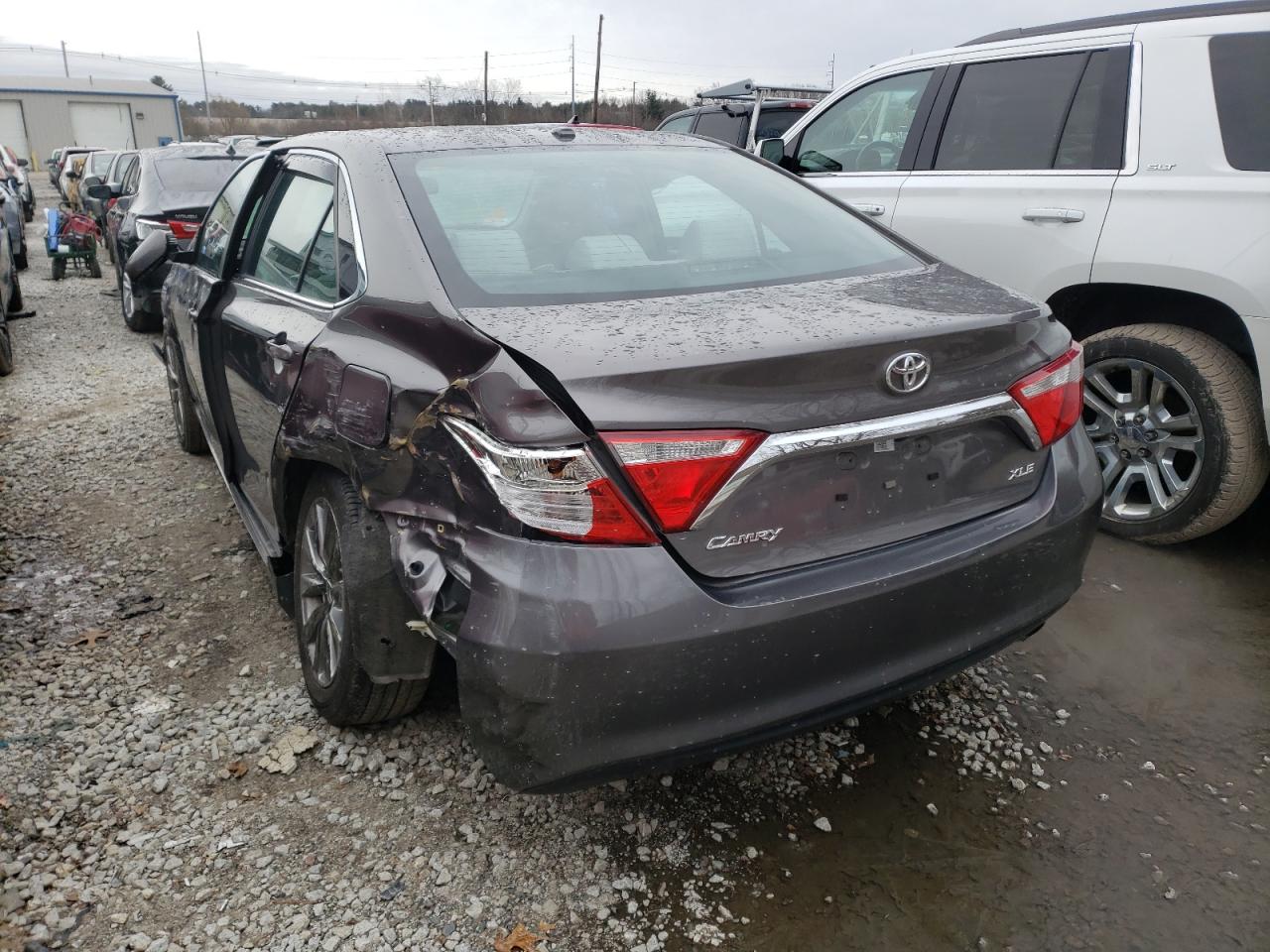 Photo 3 from auction – 2017 TOYOTA CAMRY LE with VIN 4T1BF1FK2HU705369