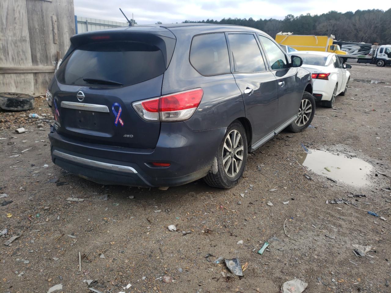 Photo 4 from auction – 2014 NISSAN PATHFINDER with VIN 5N1AR2MM0EC606385