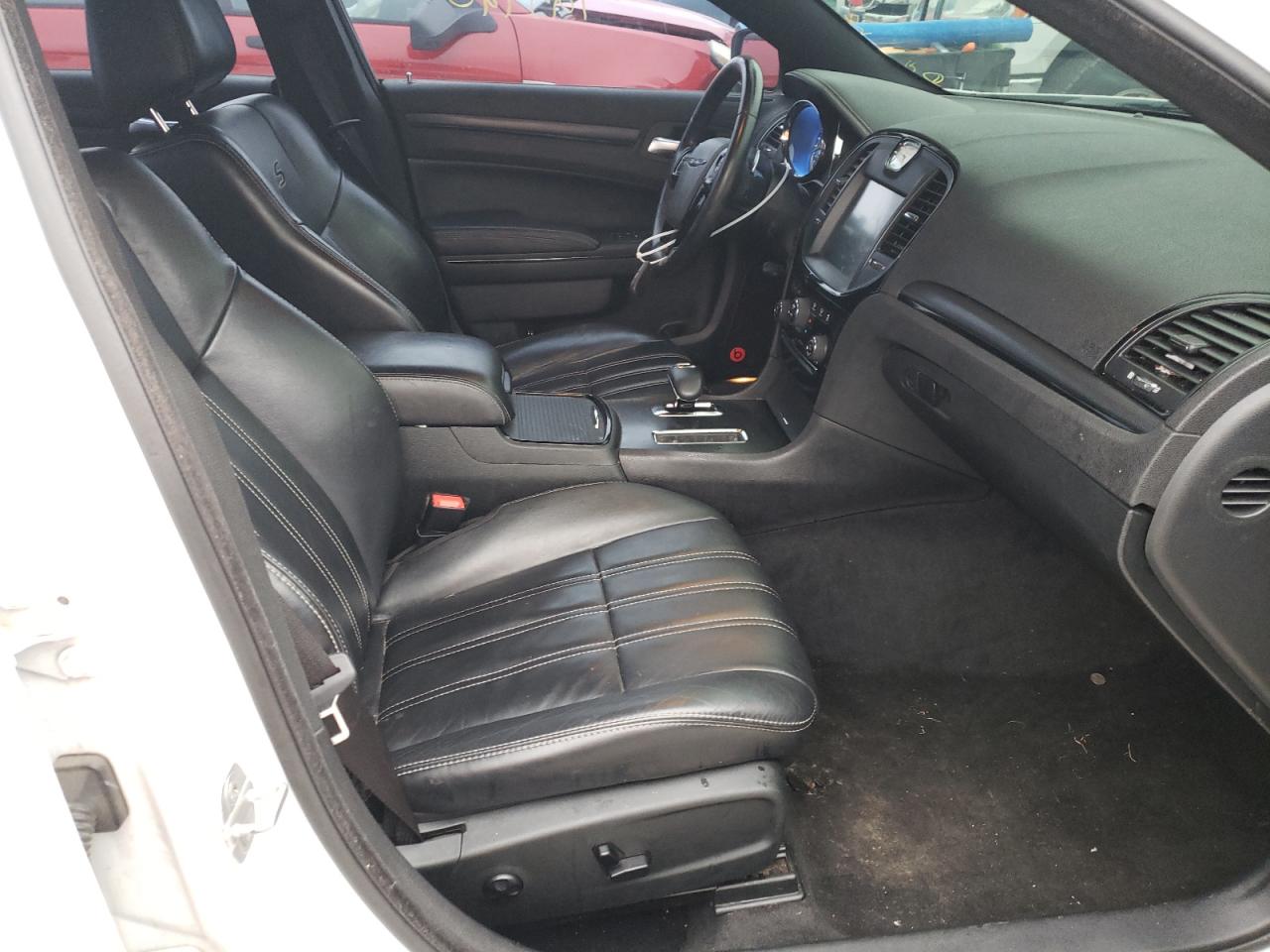 Photo 5 from auction – 2014 CHRYSLER 300 S with VIN 2C3CCABG8EH124268