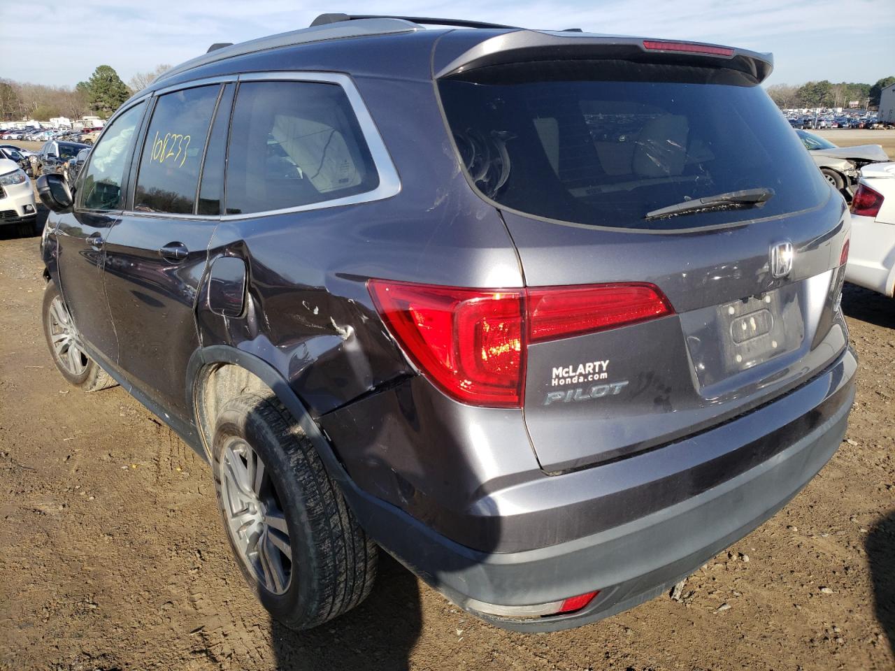 Photo 3 from auction – 2017 HONDA PILOT EXLN with VIN 5FNYF6H71HB030112