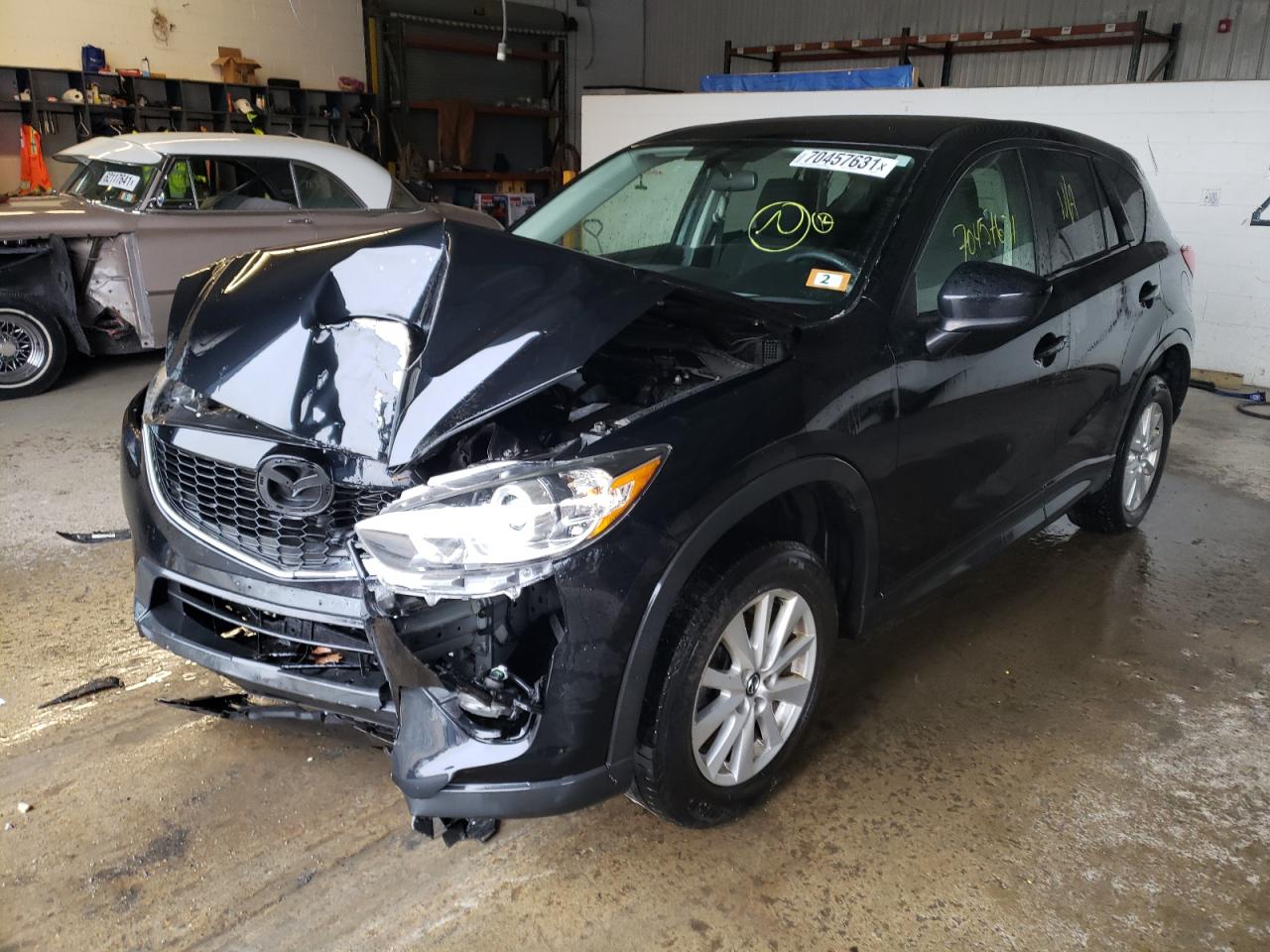 Photo 2 from auction – 2014 MAZDA CX-5 TOURI with VIN JM3KE4CY6E0362772