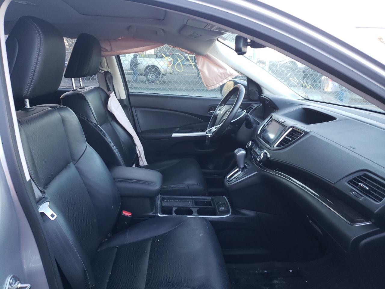 Photo 5 from auction – 2016 HONDA CR-V TOURI with VIN 5J6RM4H94GL065295
