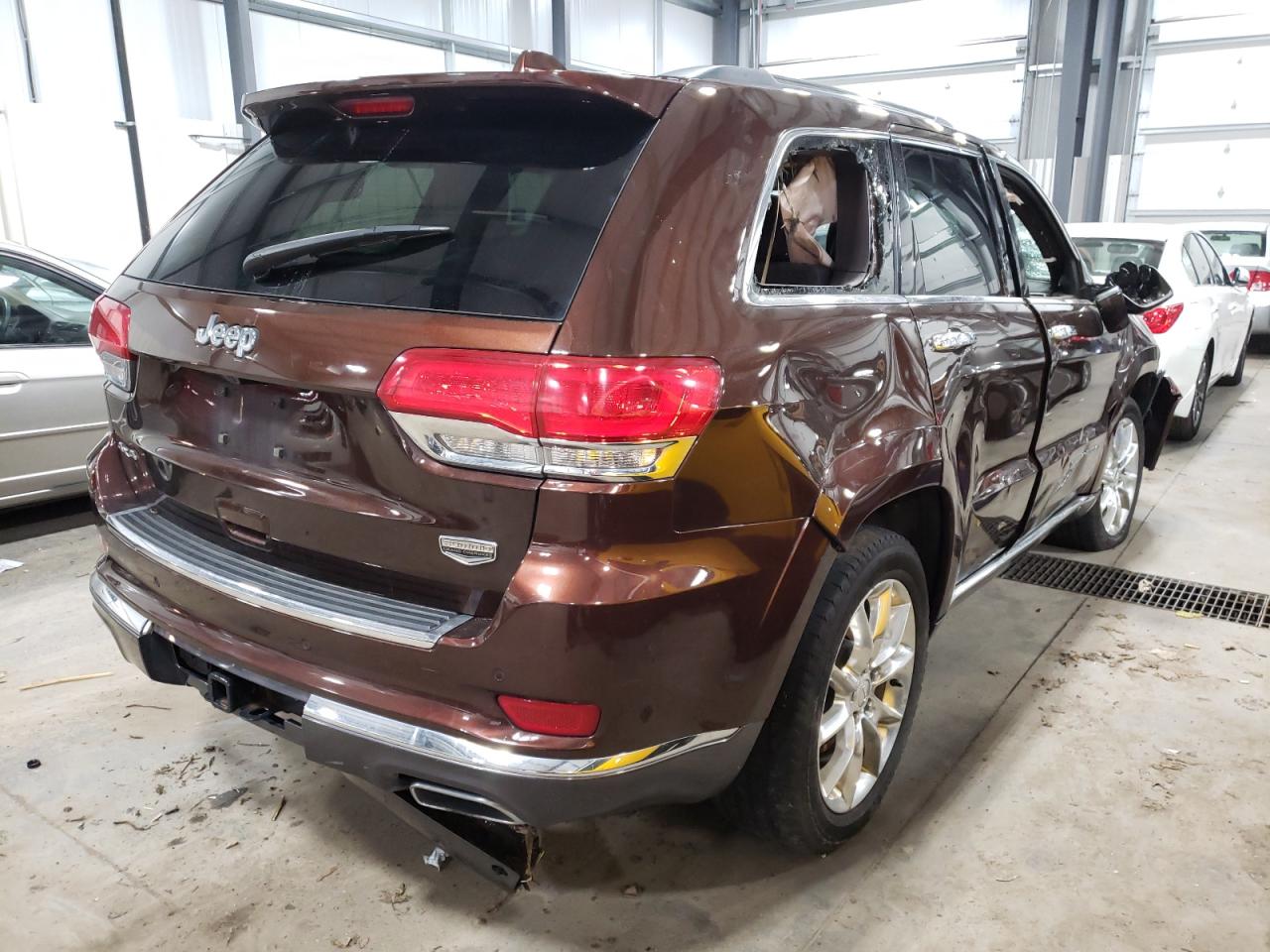 Photo 4 from auction – 2014 JEEP GRAND CHER with VIN 1C4RJFJT3EC518237