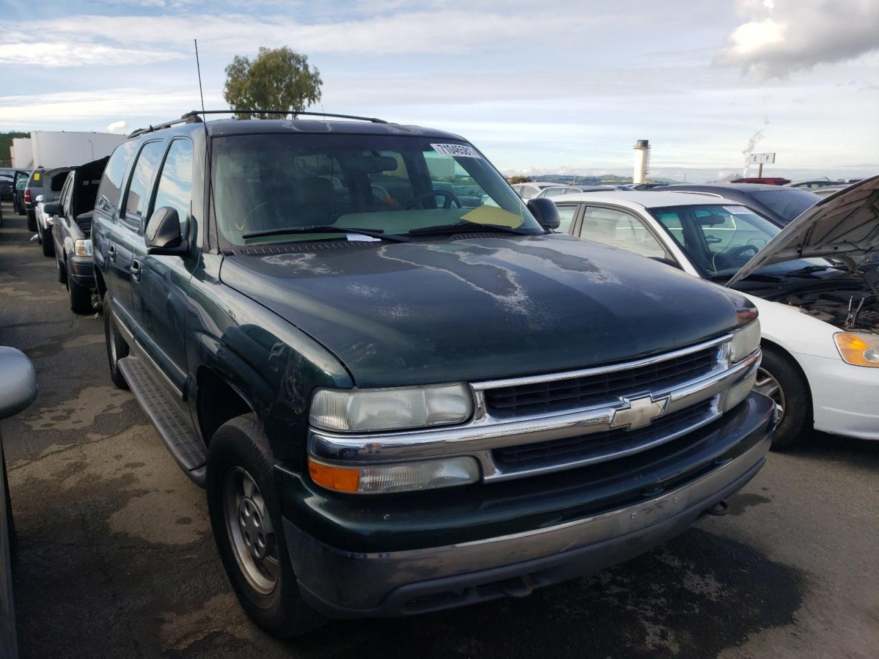 CHEVROLET SUBURBAN K 2001 with VIN 1GNFK16TX1J261277 - Photo from auction
