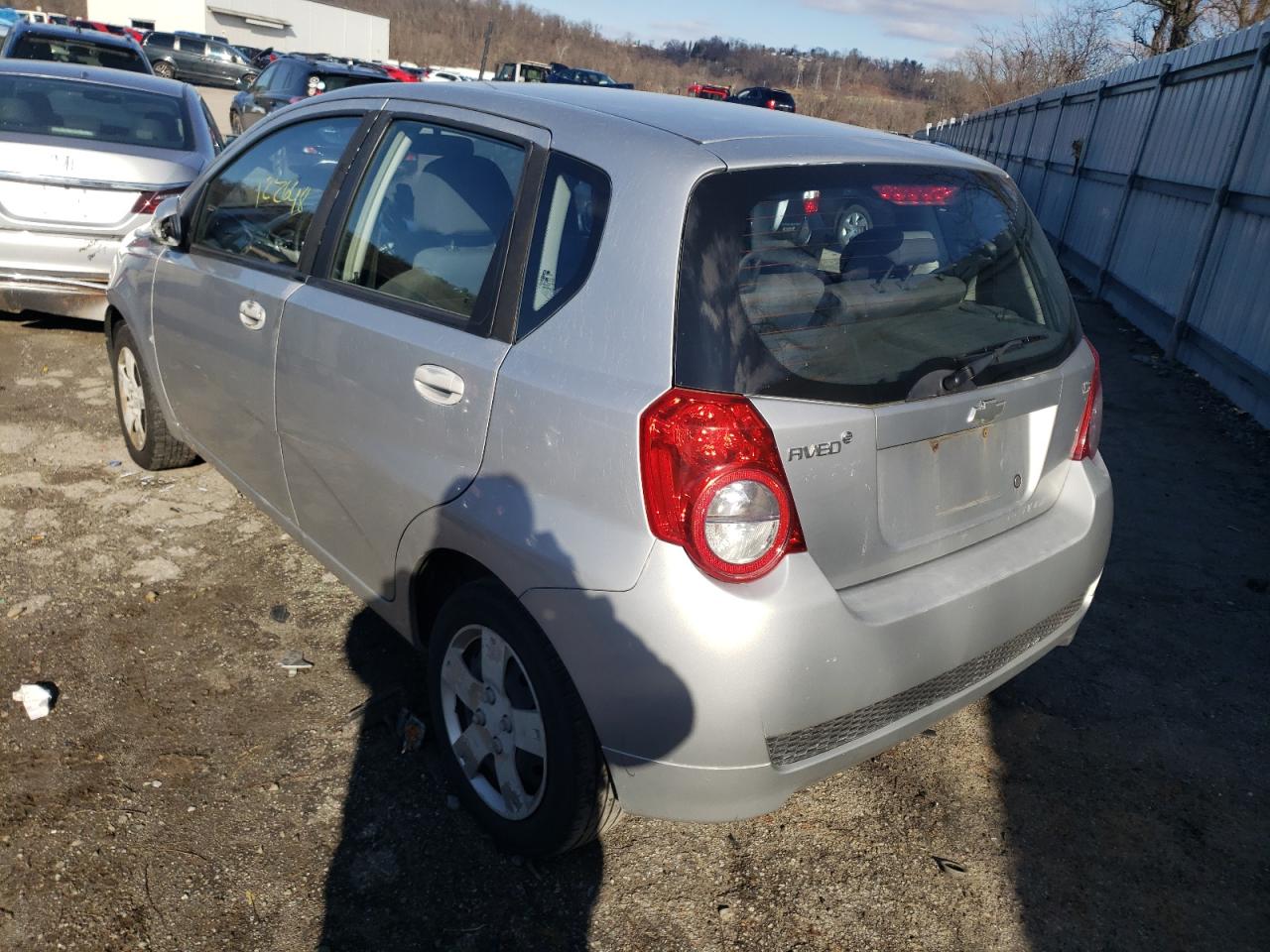 Photo 3 from auction – 2009 CHEVROLET AVEO LS with VIN KL1TD66E09B619147