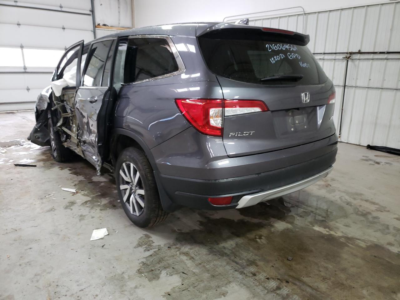 Photo 3 from auction – 2020 HONDA PILOT EX with VIN 5FNYF6H34LB036122