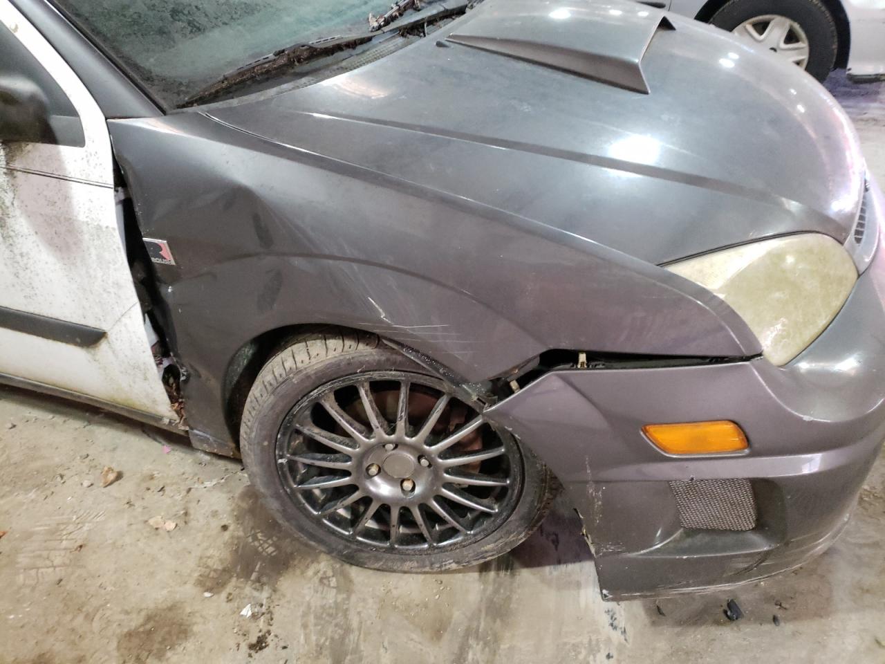 Photo 9 from auction – 2005 FORD FOCUS with VIN 3FAFP31N45R101900