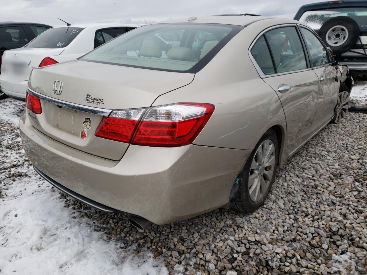 Photo 4 from auction – 2015 HONDA ACCORD with VIN 1HGCR2F88FA179694
