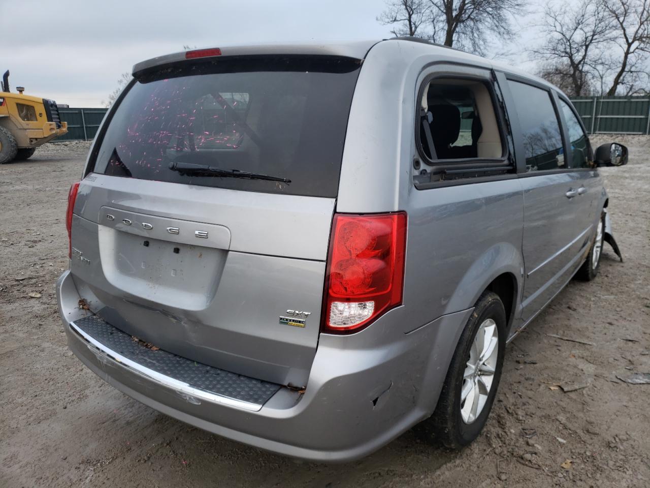 Photo 4 from auction – 2014 DODGE GRAND CARA with VIN 2C4RDGCG0ER122531