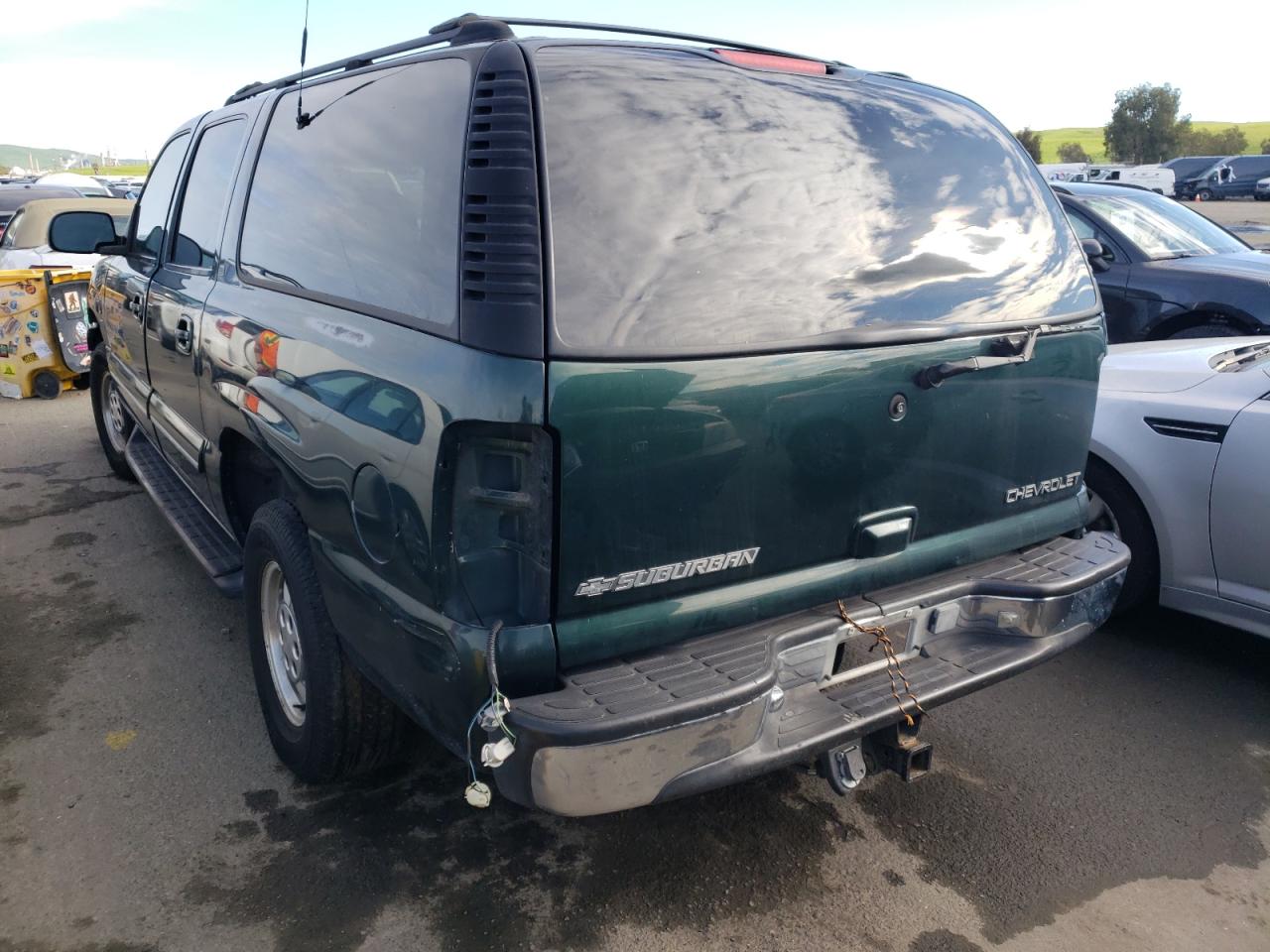 Photo 3 from auction – 2001 CHEVROLET SUBURBAN K with VIN 1GNFK16TX1J261277