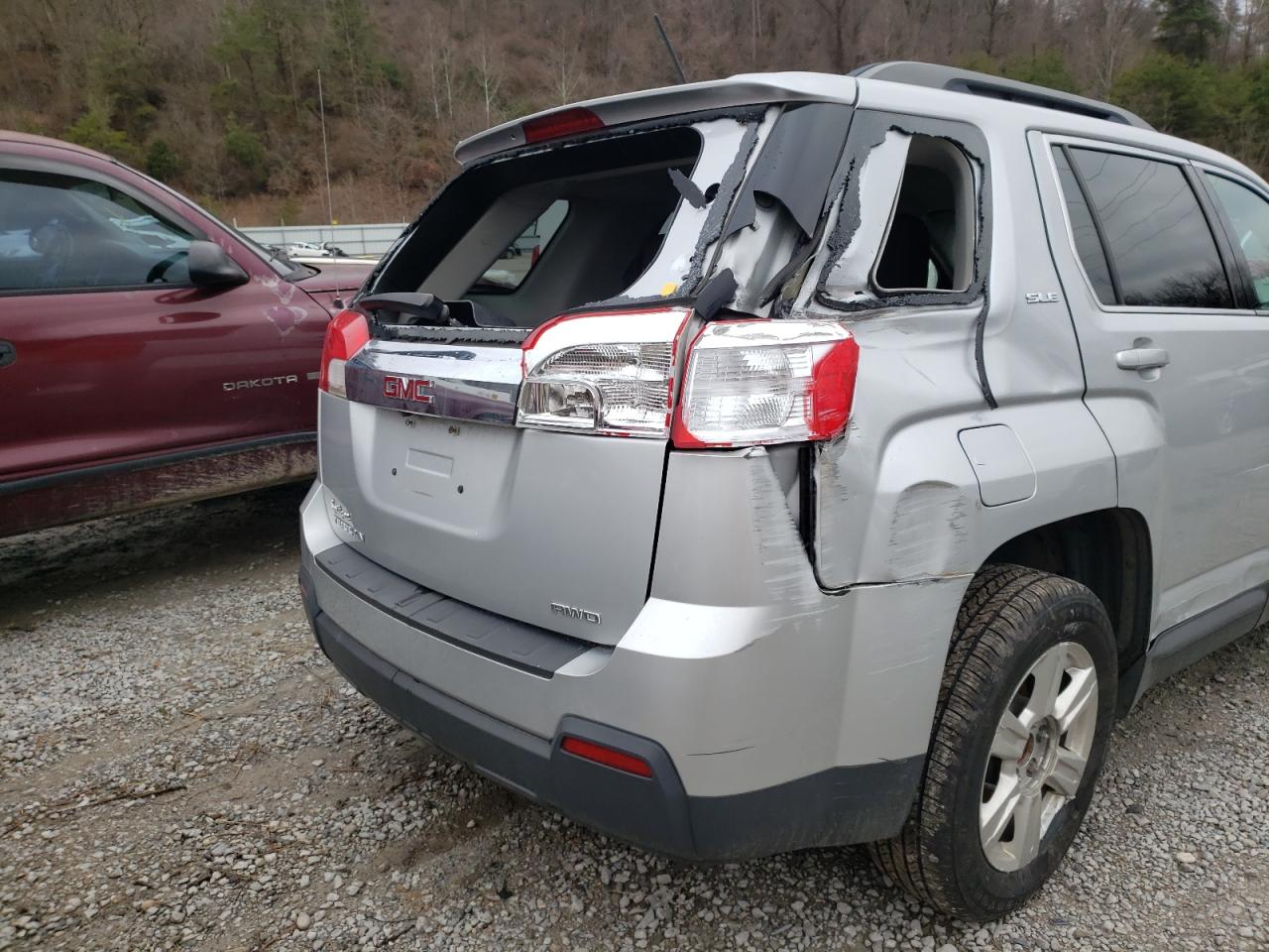 Photo 9 from auction – 2015 GMC TERRAIN SL with VIN 2GKFLWEK0F6336833