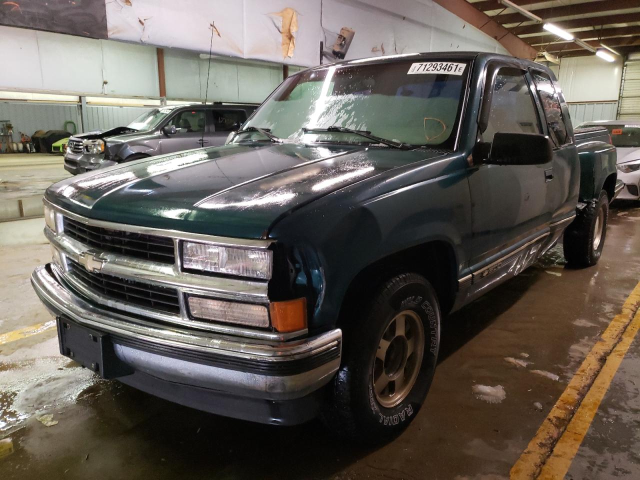 Photo 9 from auction – 1997 CHEVROLET C/K1500 with VIN 2GCEC19M1V1104775