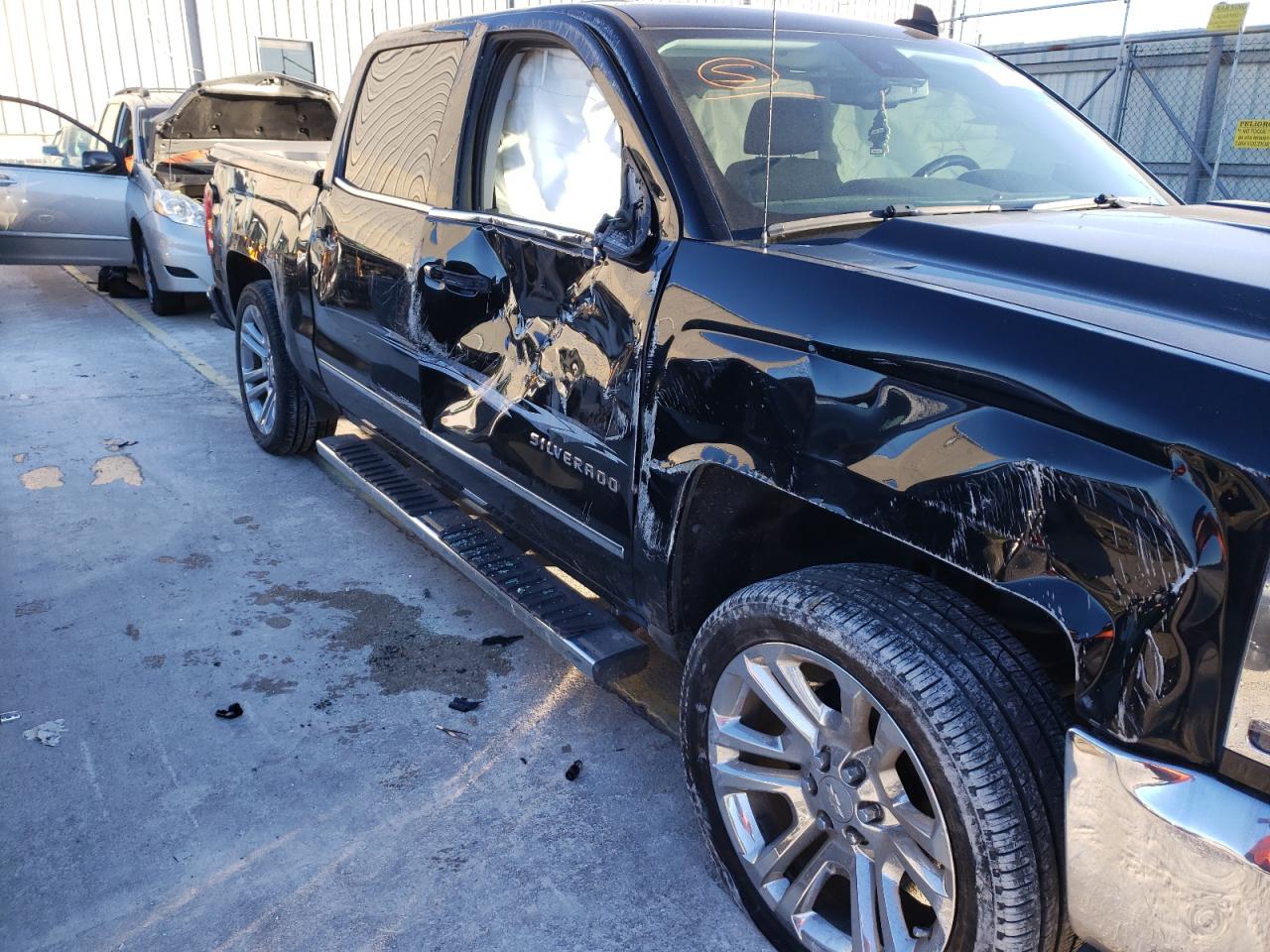 Photo 9 from auction – 2016 CHEVROLET SILVERADO with VIN 3GCUKSEC3GG232530