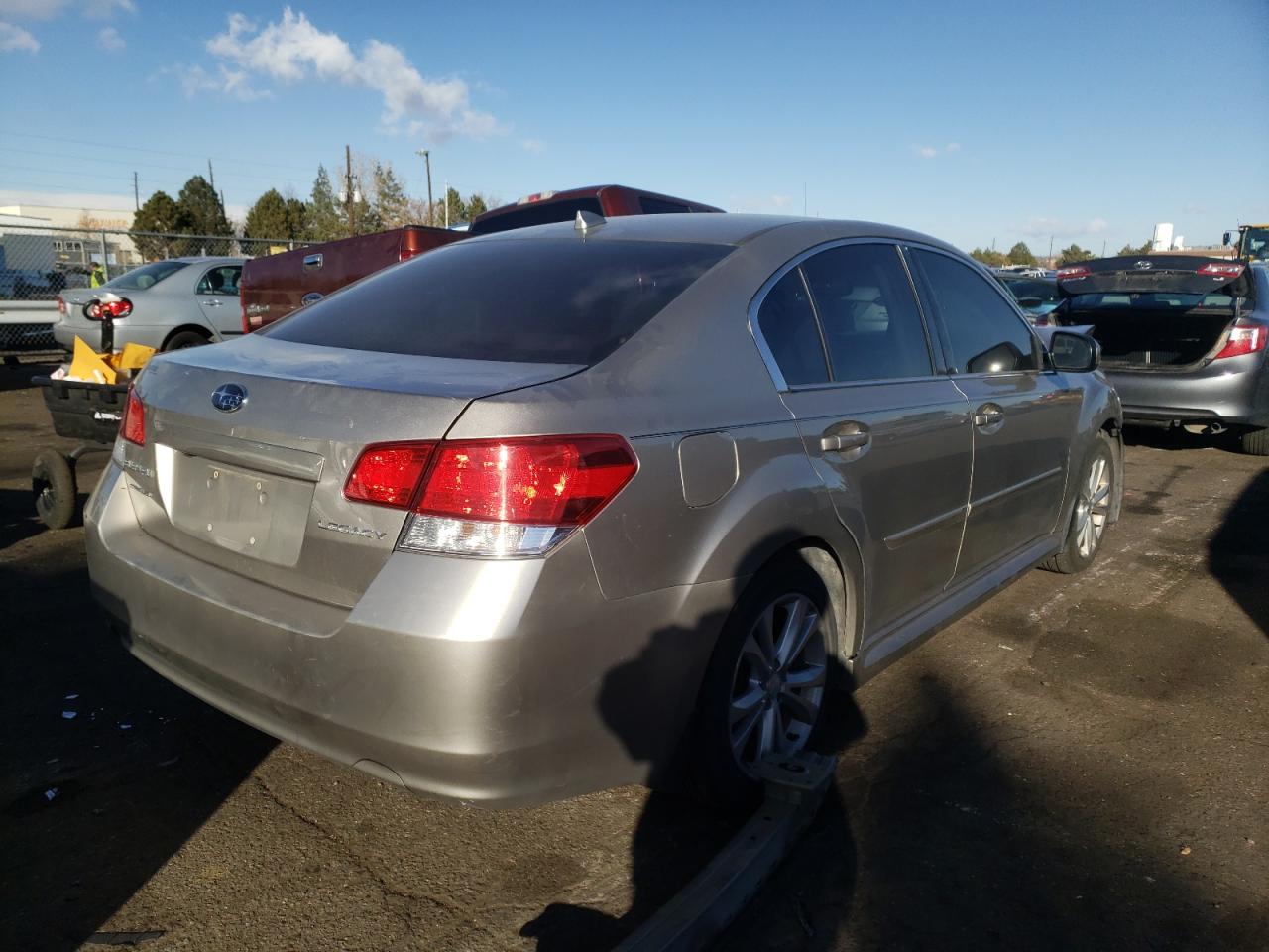 Photo 4 from auction – 2014 SUBARU LEGACY 2.5 with VIN 4S3BMCL65E3029210