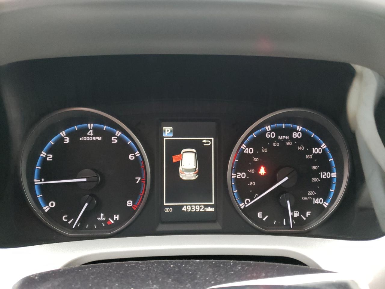 Photo 8 from auction – 2017 TOYOTA RAV4 XLE with VIN 2T3RFREV7HW645475
