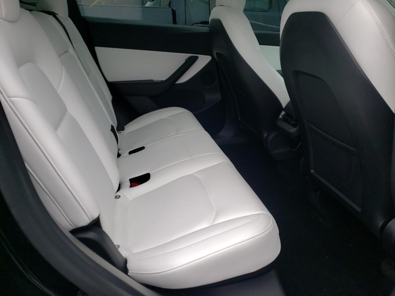 Photo 6 from auction – 2021 TESLA MODEL Y with VIN 5YJYGDEE7MF120279