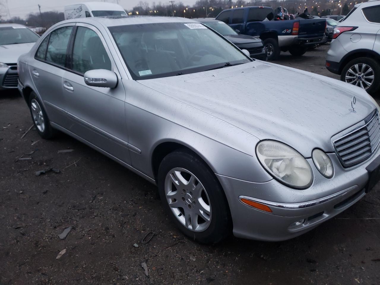 Photo 1 from auction – 2004 MERCEDES-BENZ E 320 4MAT with VIN WDBUF82J34X165508