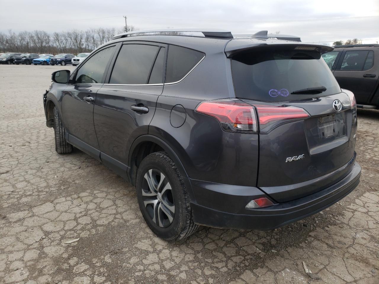 Photo 3 from auction – 2018 TOYOTA RAV4 LE with VIN JTMZFREV8JJ175218