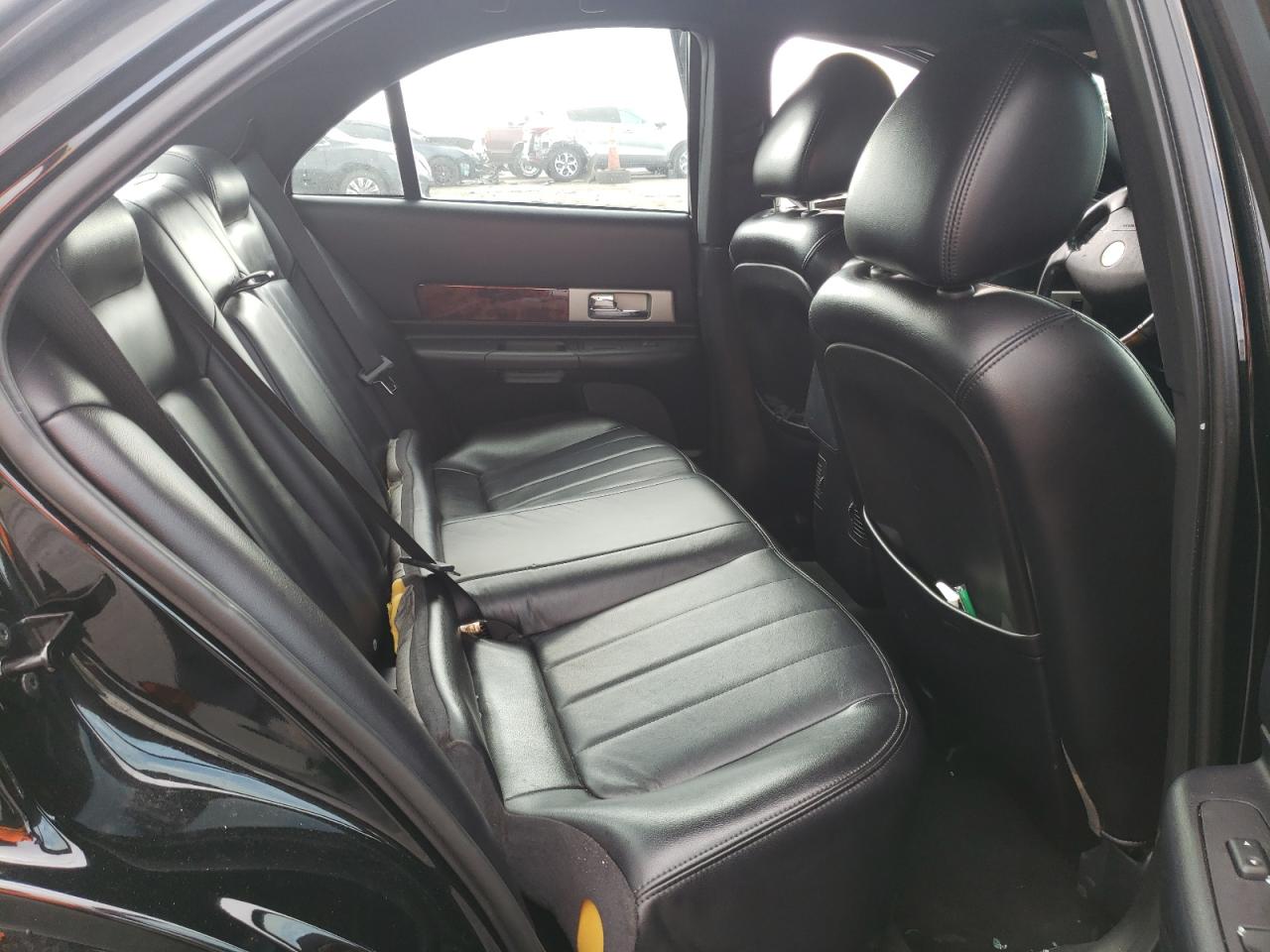 Photo 6 from auction – 2005 LINCOLN LS with VIN 1LNHM86S35Y614642