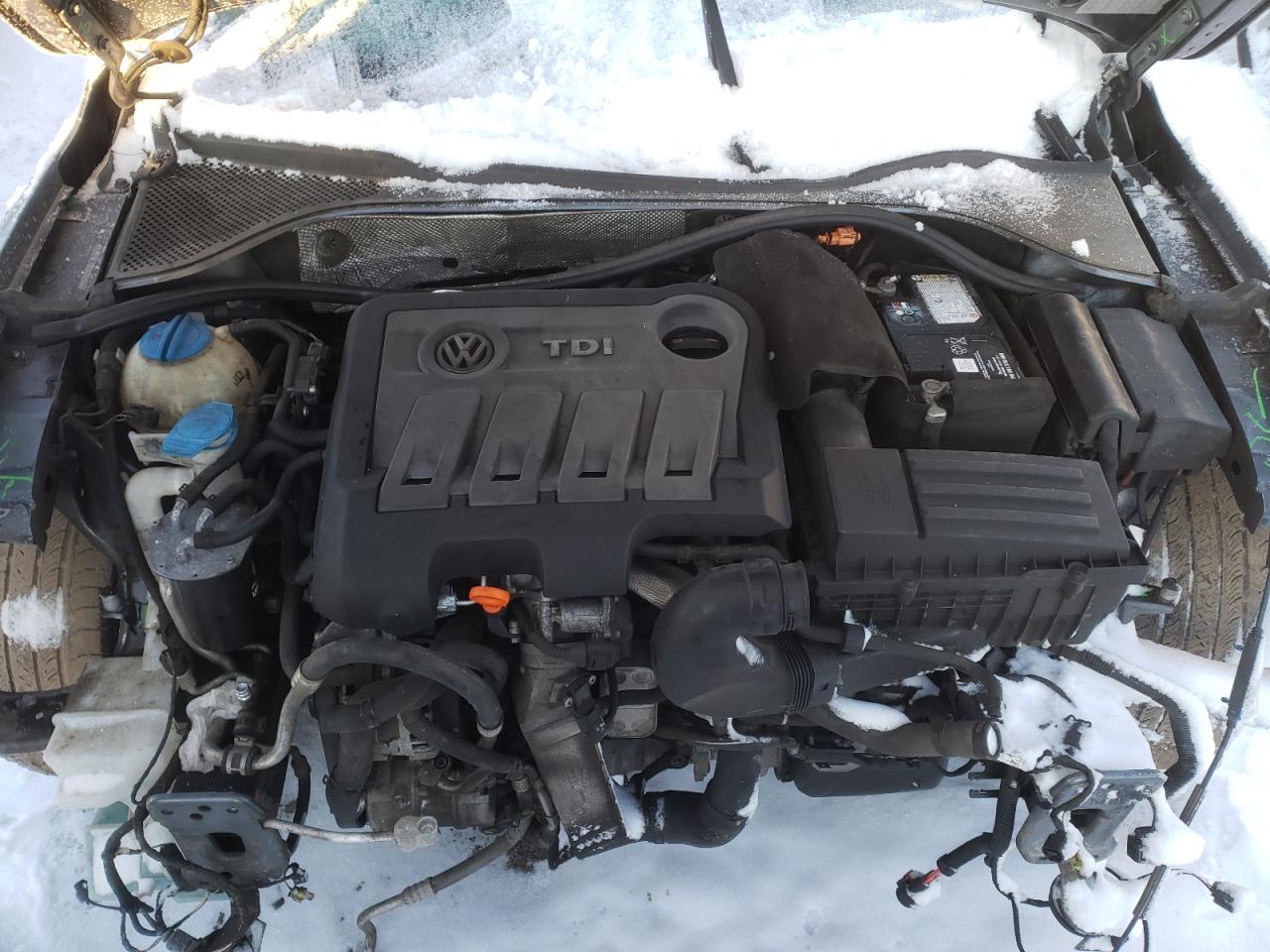 Photo 7 from auction – 2012 VOLKSWAGEN PASSAT SEL with VIN 1VWCN7A34CC082945