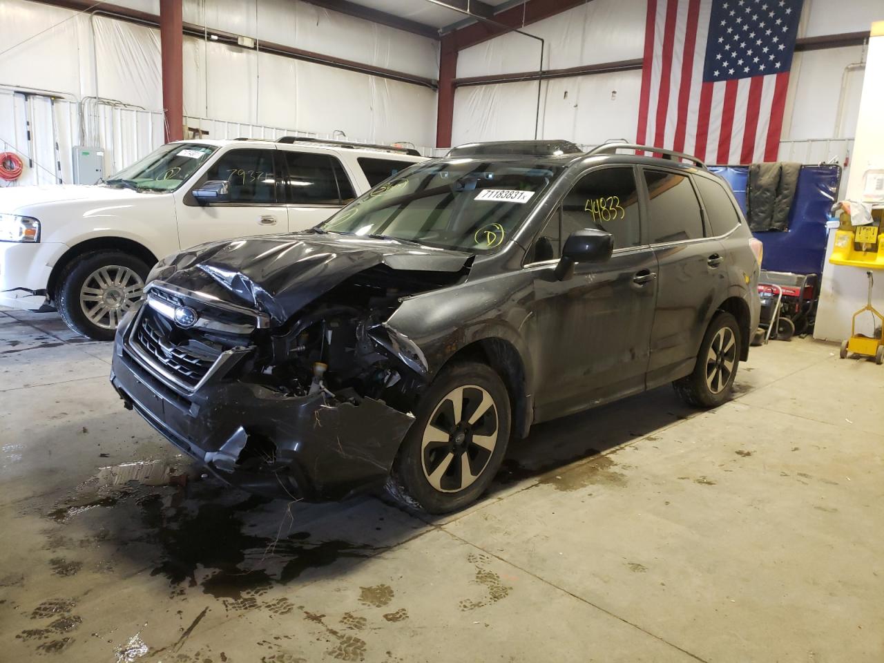 Photo 2 from auction – 2018 SUBARU FORESTER 2 with VIN JF2SJARCXJH420605