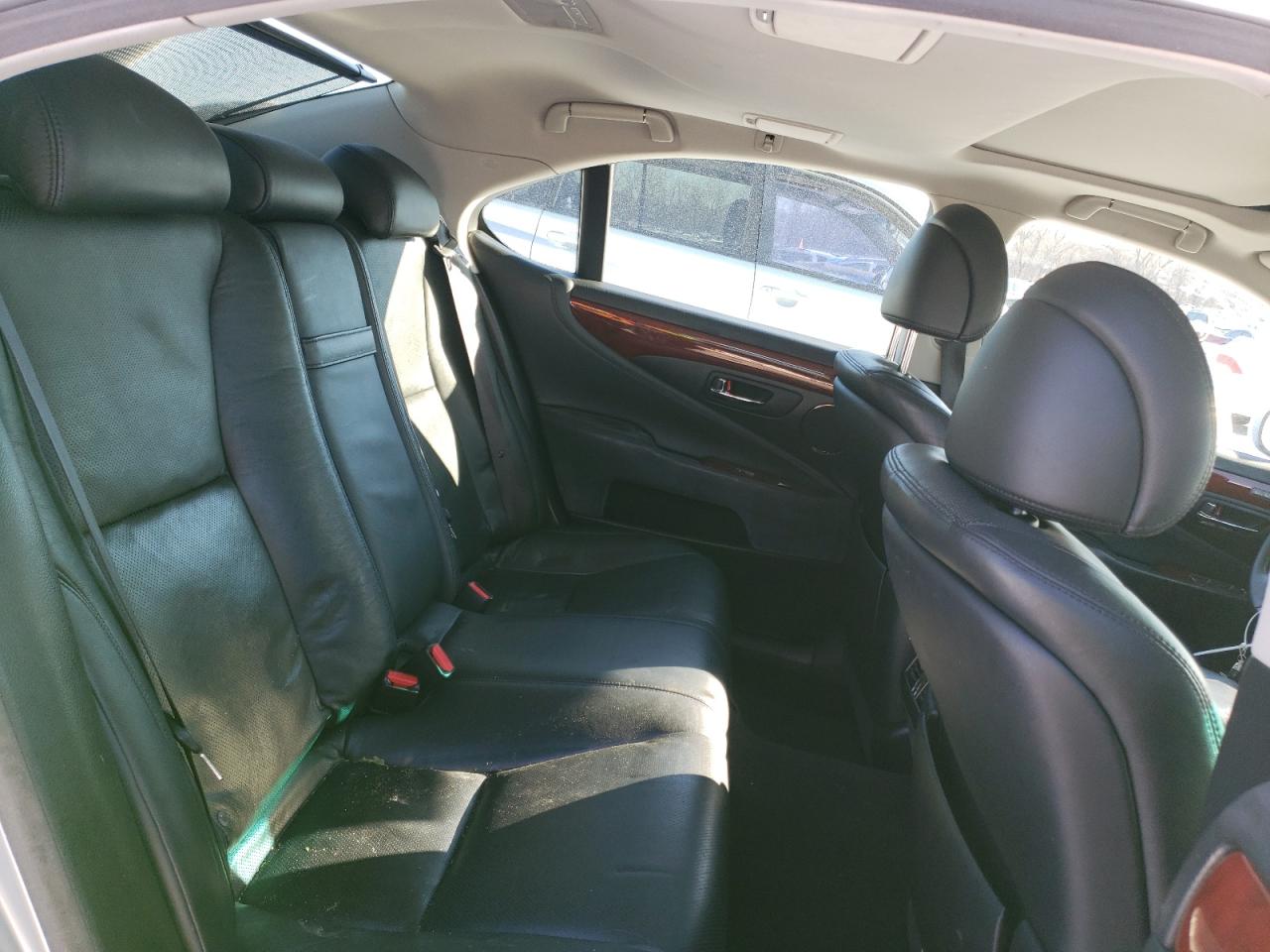 Photo 6 from auction – 2012 LEXUS LS 460 with VIN JTHCL5EF1C5014588