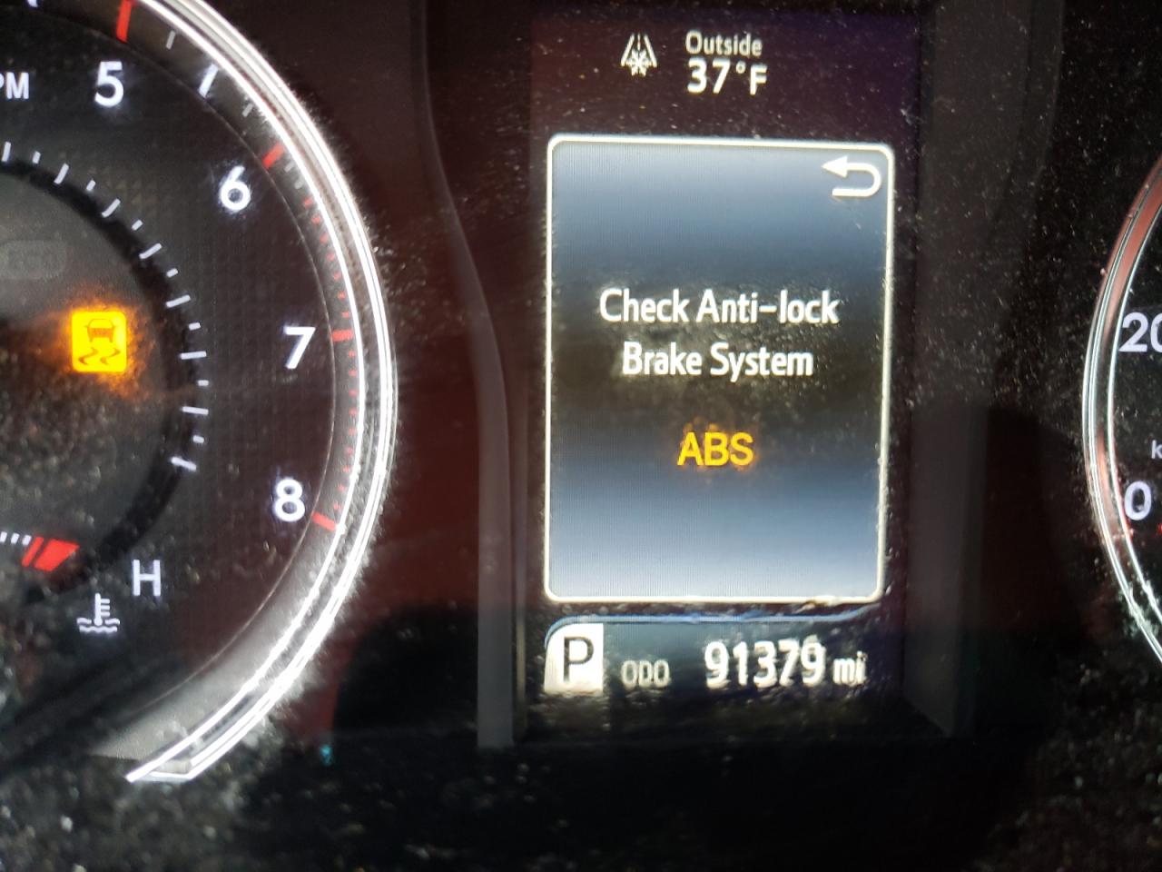 Photo 8 from auction – 2016 TOYOTA CAMRY LE with VIN 4T1BF1FK2GU167013