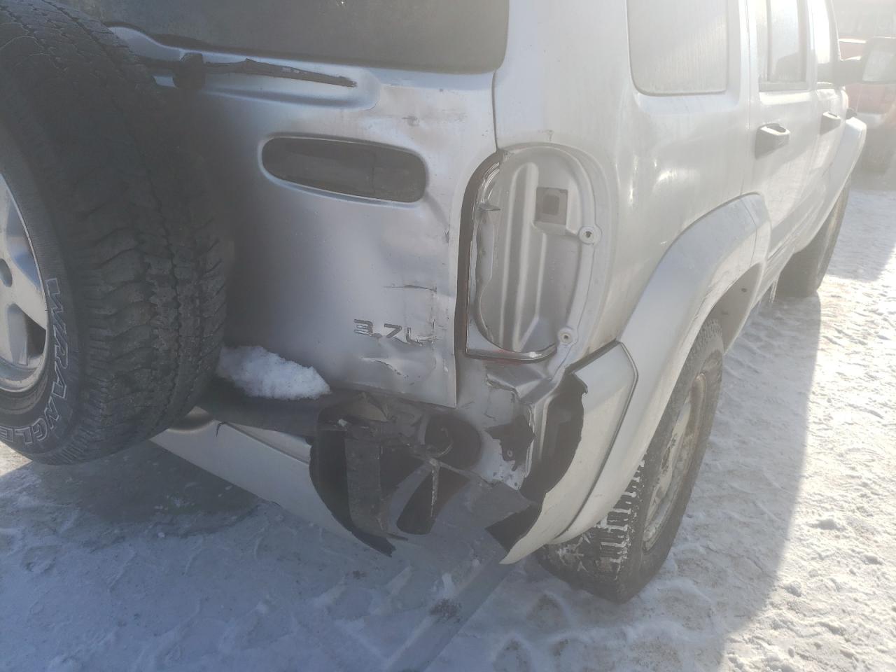 Photo 9 from auction – 2003 JEEP LIBERTY LI with VIN 1J4GL58K23W520964