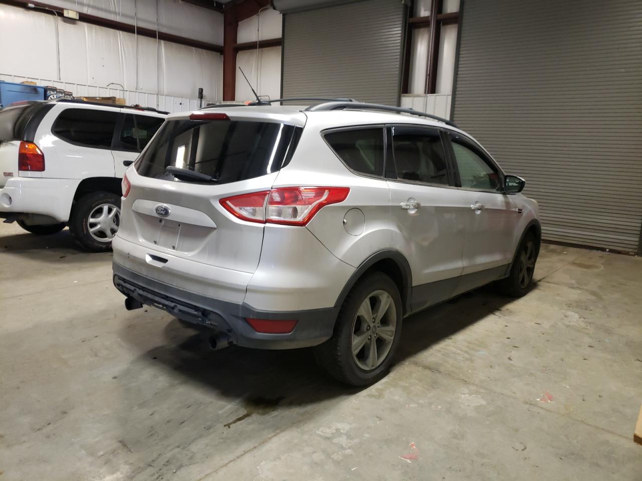 Photo 4 from auction – 2013 FORD ESCAPE SE with VIN 1FMCU0GX1DUC03817