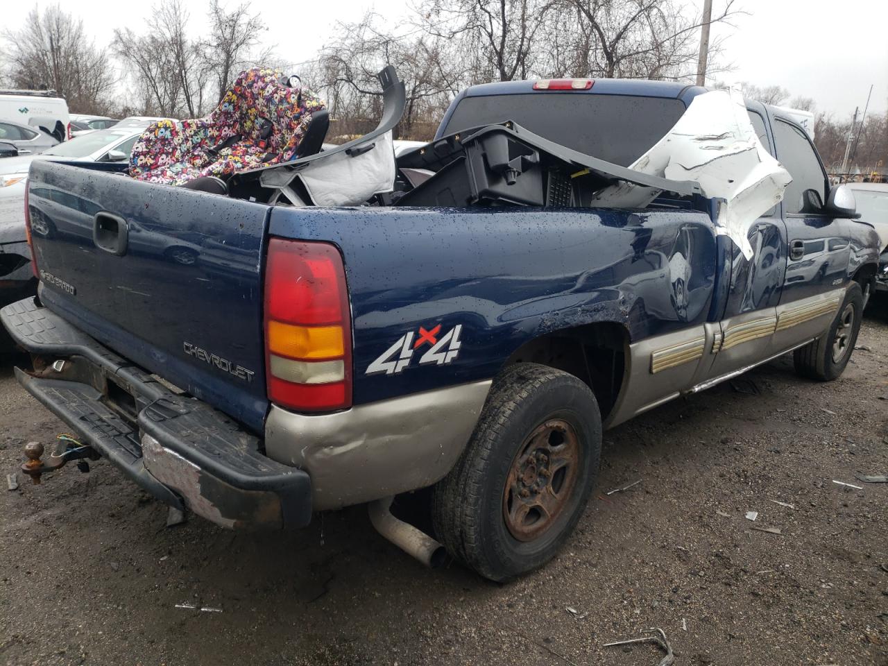 Photo 4 from auction – 2001 CHEVROLET SILVERADO with VIN 2GCEK19V111306781