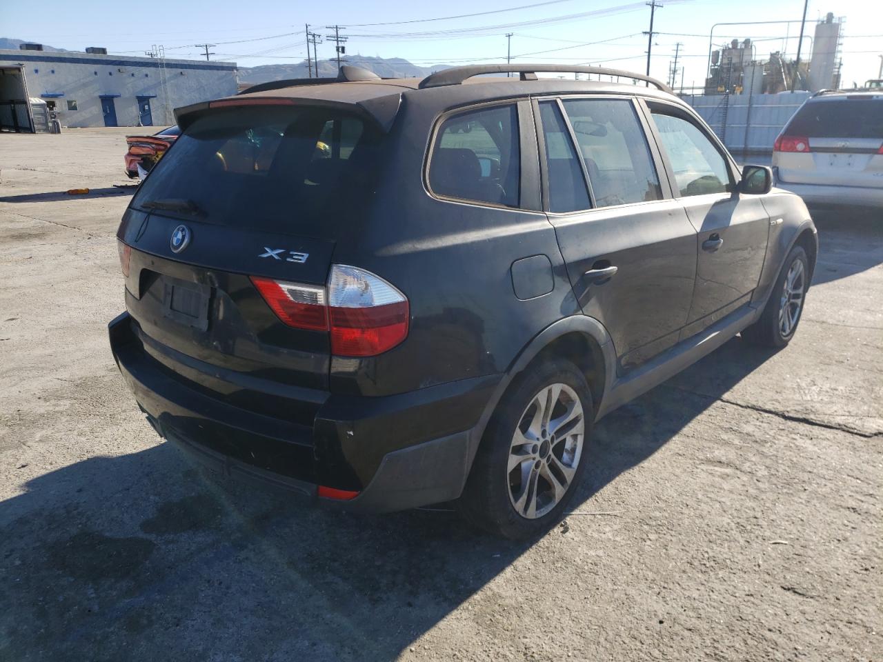 Photo 4 from auction – 2007 BMW X3 3.0SI with VIN WBXPC93467WF18006