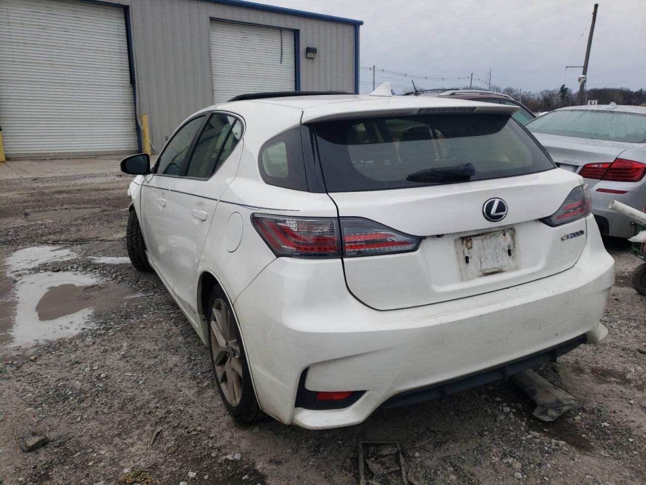 Photo 3 from auction – 2014 LEXUS CT 200 with VIN JTHKD5BH8E2180318