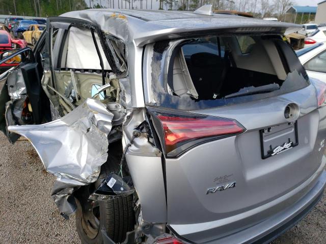 Photo 10 from auction – 2017 TOYOTA RAV4 LE with VIN 2T3BFREV4HW670531
