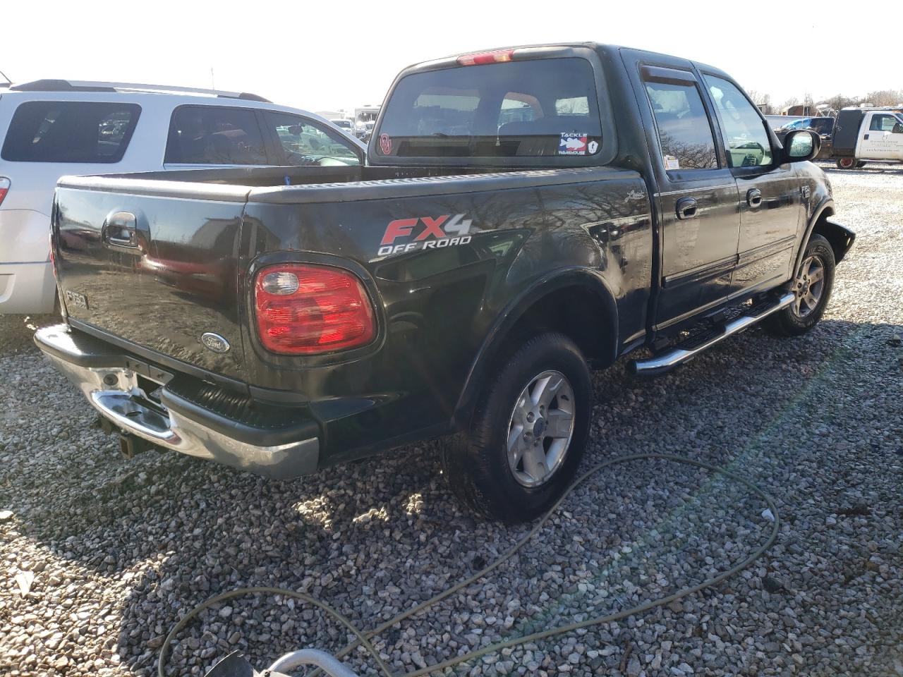 Photo 4 from auction – 2003 FORD F150 SUPER with VIN 1FTRW08L83KB28628
