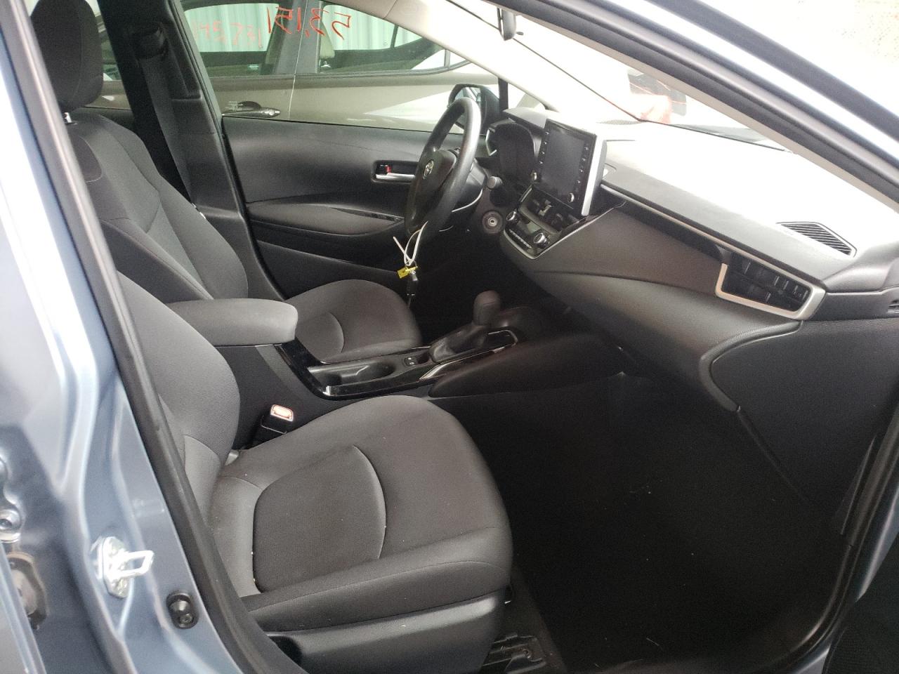 Photo 5 from auction – 2020 TOYOTA COROLLA LE with VIN 5YFEPRAEXLP027832