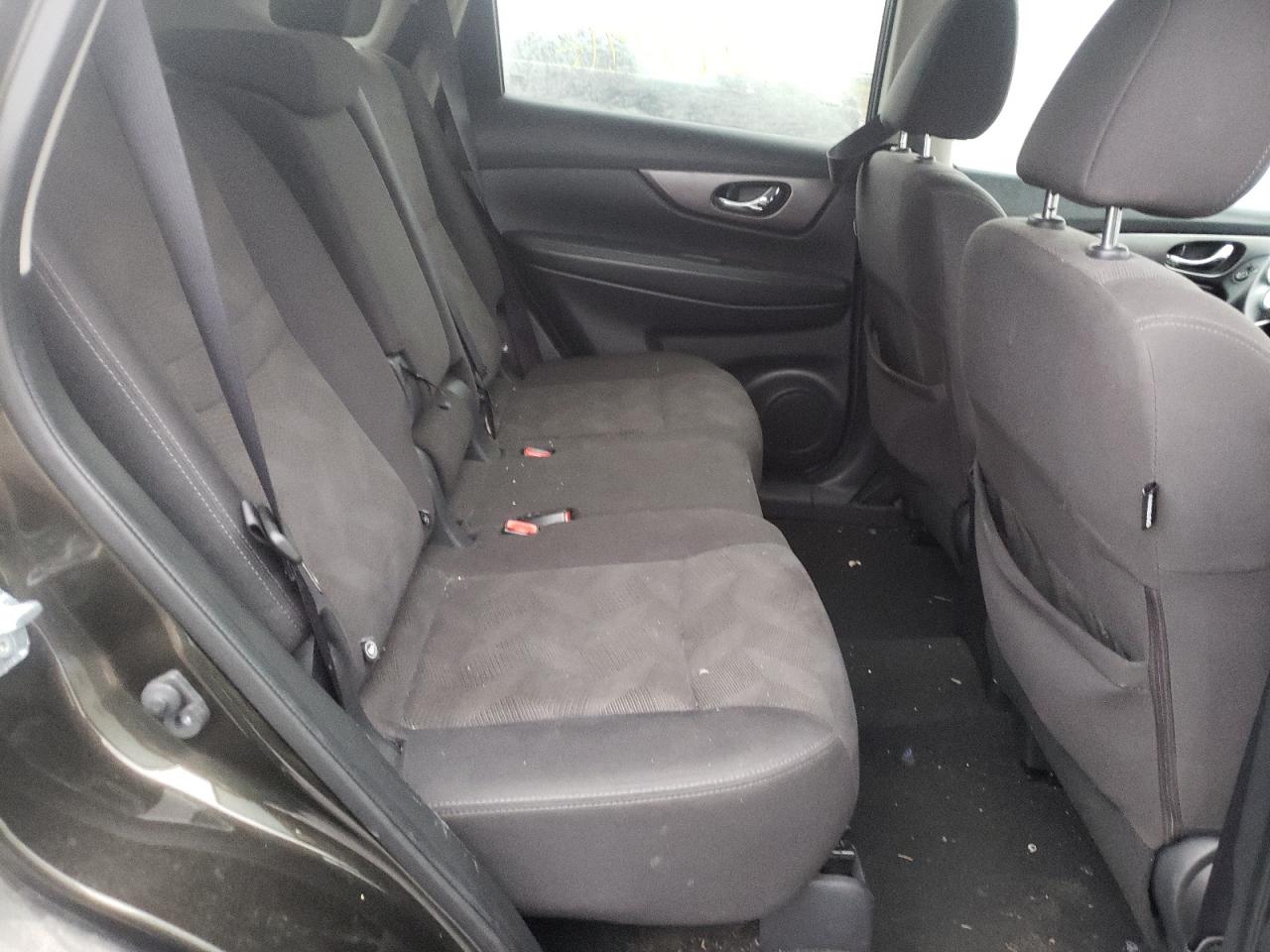 Photo 6 from auction – 2016 NISSAN ROGUE S with VIN KNMAT2MV3GP658507