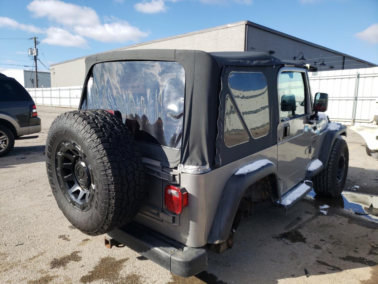 Photo 4 from auction – 2000 JEEP WRANGLER / with VIN 1J4FA49S0YP801043