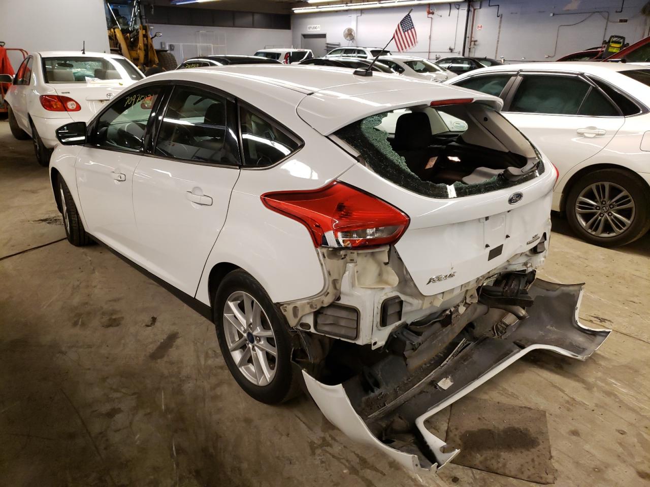 Photo 3 from auction – 2016 FORD FOCUS SE with VIN 1FADP3K22GL319931