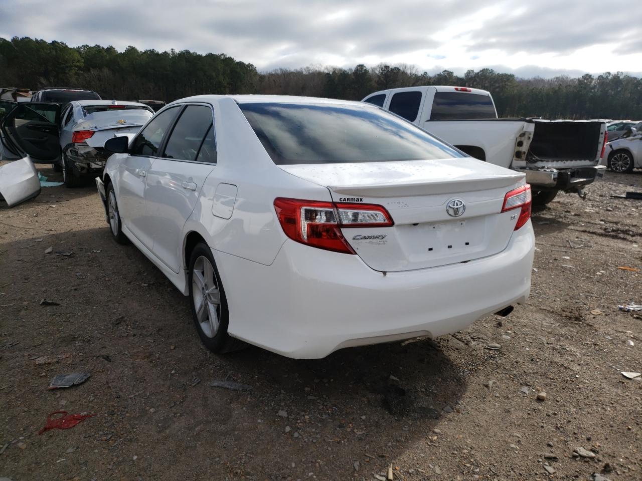 Photo 3 from auction – 2014 TOYOTA CAMRY L with VIN 4T1BF1FK8EU385065