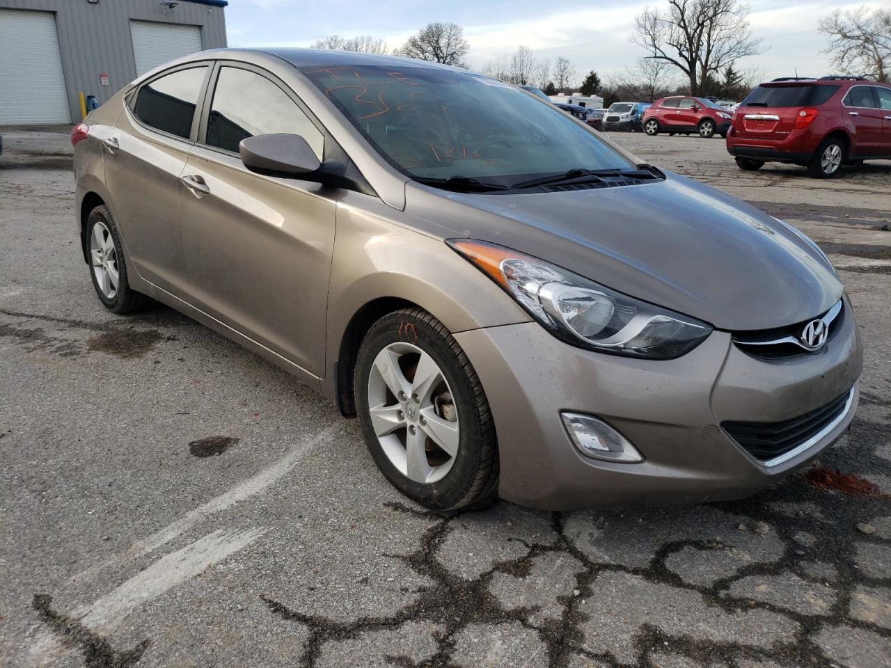 HYUNDAI ELANTRA GL 2013 with VIN 5NPDH4AE9DH289366 - Photo from auction